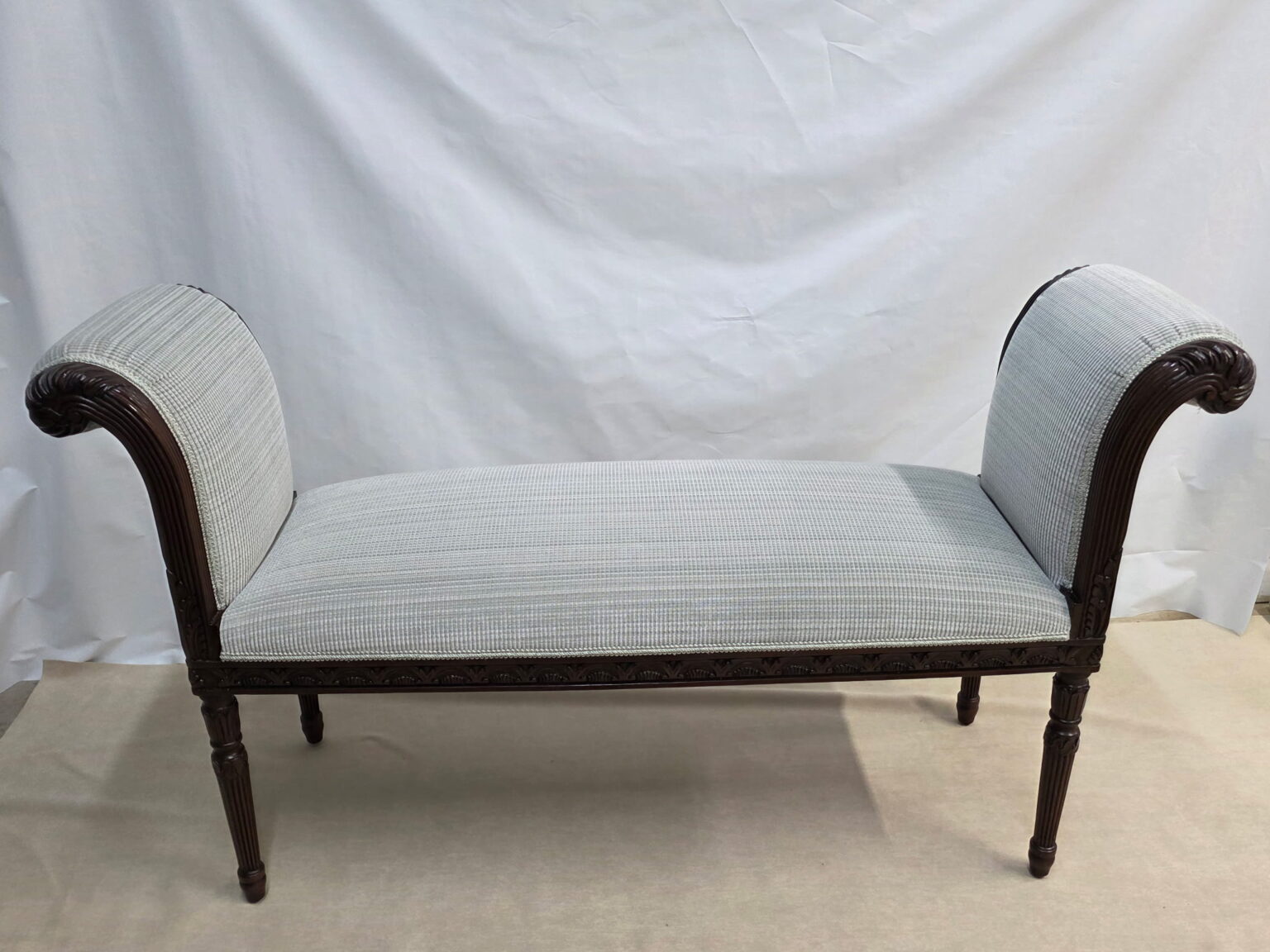 uuid=d5b4e4e2 99a7 4e9f 956e 3d00ef4496a7&code=001&library=3&type=1&mode=1&loc=true&cap=true