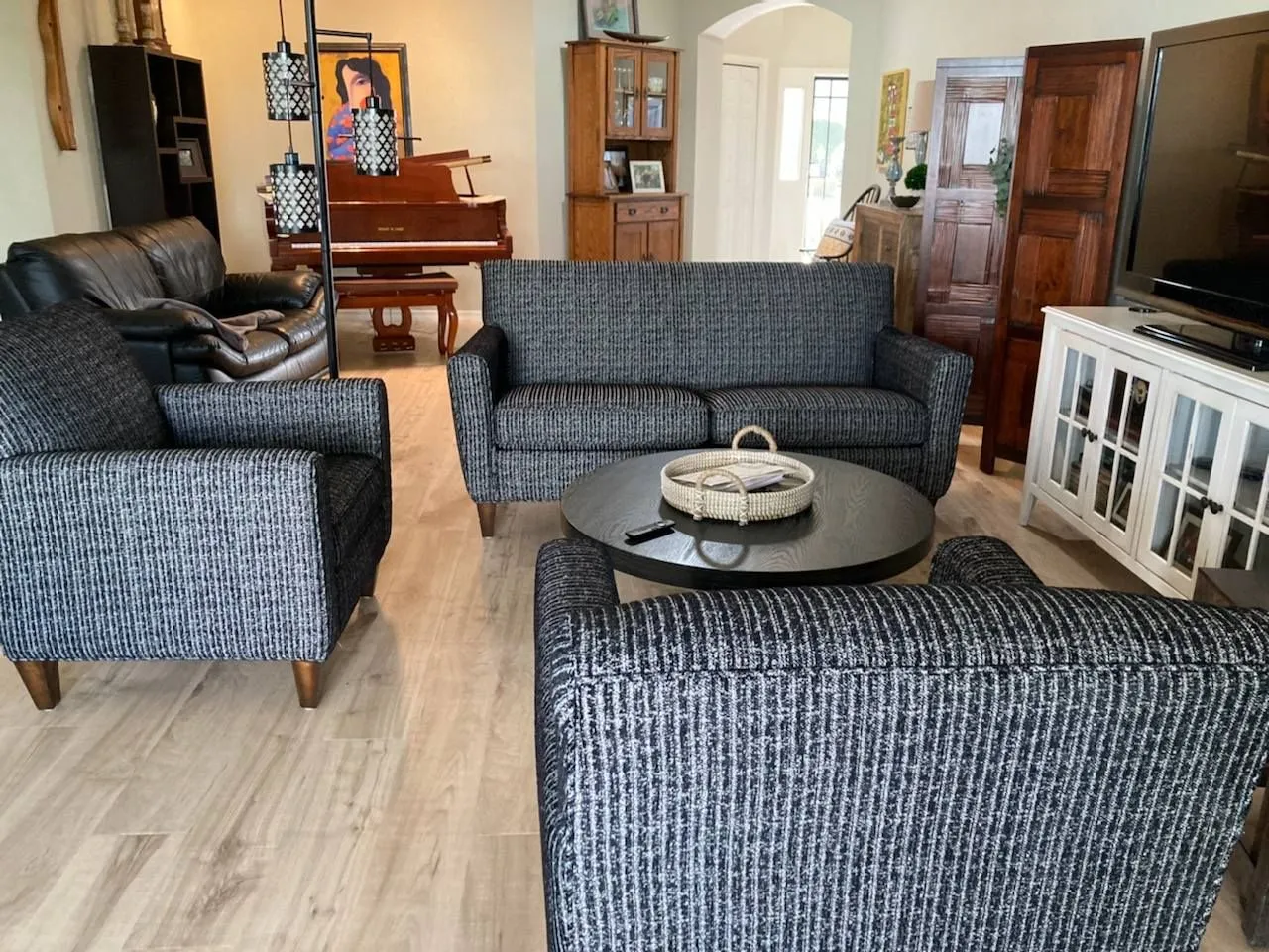 vargas upholstery living room